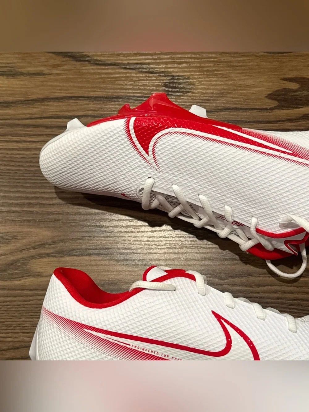 Size 13.5 Nike Vapor Edge Speed 360 White/Red Football Cleats CD0082-102 NEW